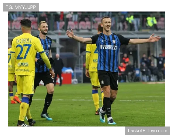 国米边路进攻火力全开，剑指新赛季冠军荣耀