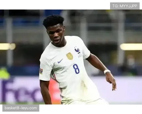 楚阿梅尼抢断稳健发挥,助力球队竞技状态全面提升