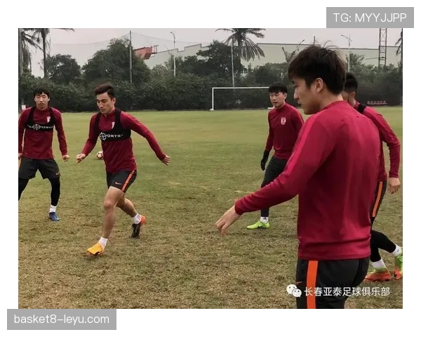 弗兰克·安吉萨执掌教鞭,球队迎新挑战引关注