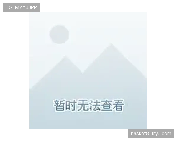 特雷·杨家的车库比我的出租屋还大