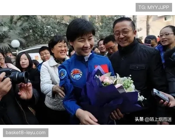 要是把刘洋放进娱乐圈，赛后抱着路边盒饭的那一瞬间就能被拆成几十条热搜